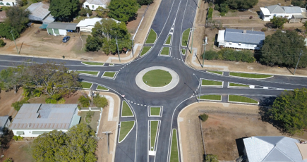 Roundabout, Charters Towers, Racecourse Road, Peek Street, intersection, Council, Councillor Bernie Robertson, safety